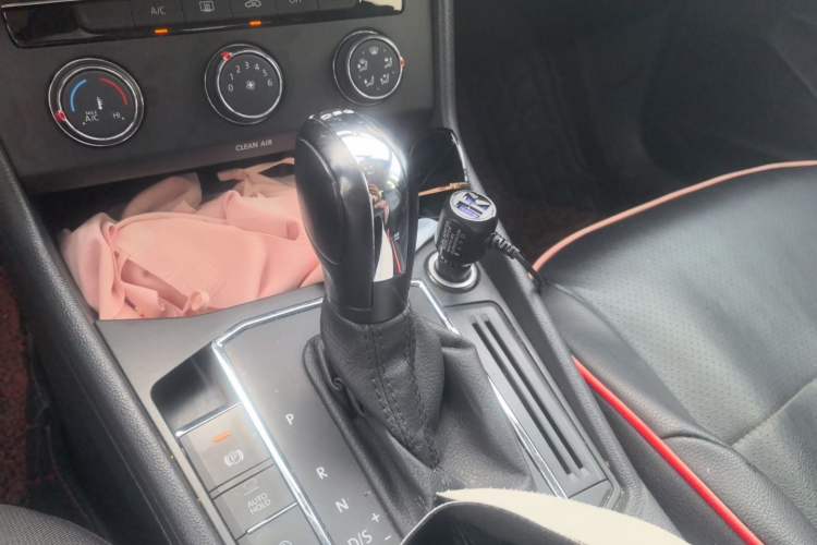 Used Volkswagen Lavida 2018 280TSI DSG Comfort Edition China V Standard Gear Lever