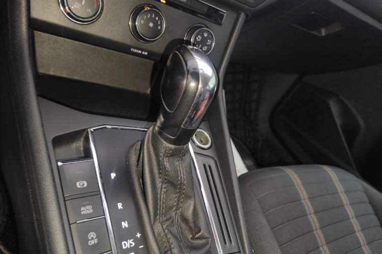 Used Volkswagen Lavida 2018 280TSI DSG Comfort Edition China V Standard Gear Lever