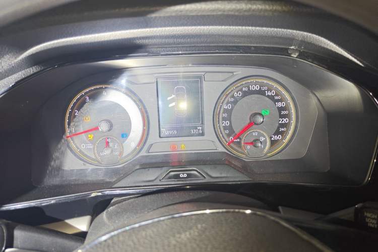 Used Volkswagen Lavida 2018 1.5L Automatic Comfort Edition China V Standard Instrument Cluster