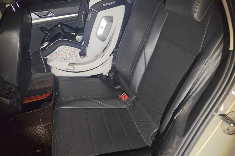 Used Volkswagen Lavida 2018 1.5L Automatic Comfort Edition China V Standard Left Rear Seat