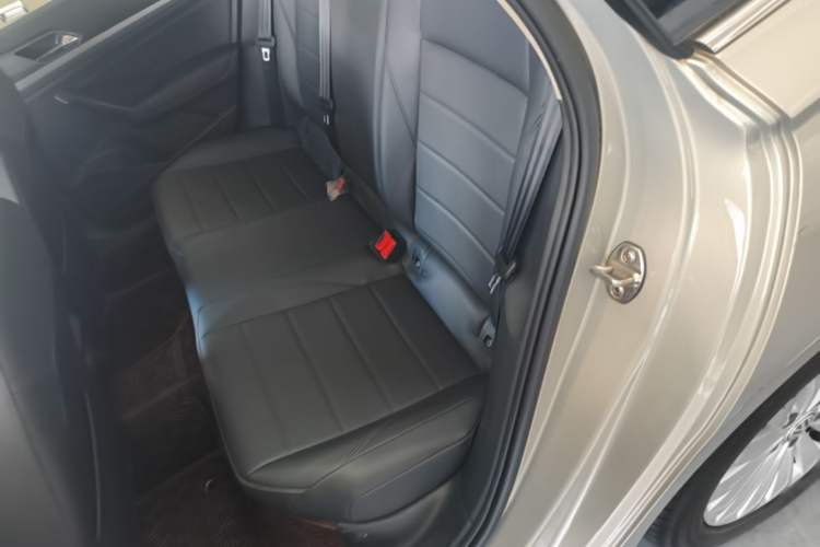 Used Volkswagen Lavida 2018 1.5L Automatic Comfort Edition China V Standard Left Rear Seat