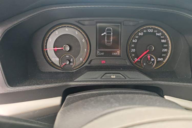 Used Volkswagen Lavida 2018 1.5L Automatic Fashion Edition China V Standard Odometer Close Up