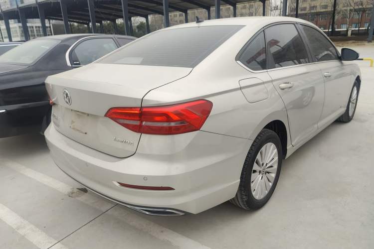 Used Volkswagen Lavida 2018 1.5L Automatic Comfort Edition China V Standard Rear Right 45 Deg