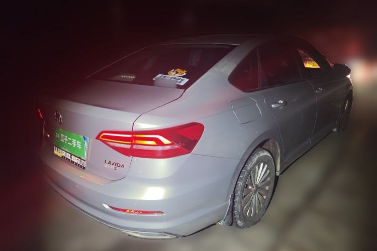 Used Volkswagen Lavida 2018 1.5L Automatic Comfort Edition China V Standard Rear Right 45 Deg