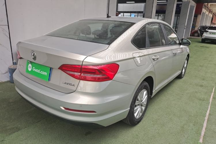 Used Volkswagen Lavida 2018 1.5L Automatic Fashion Edition China V Standard Rear Right 45 Deg