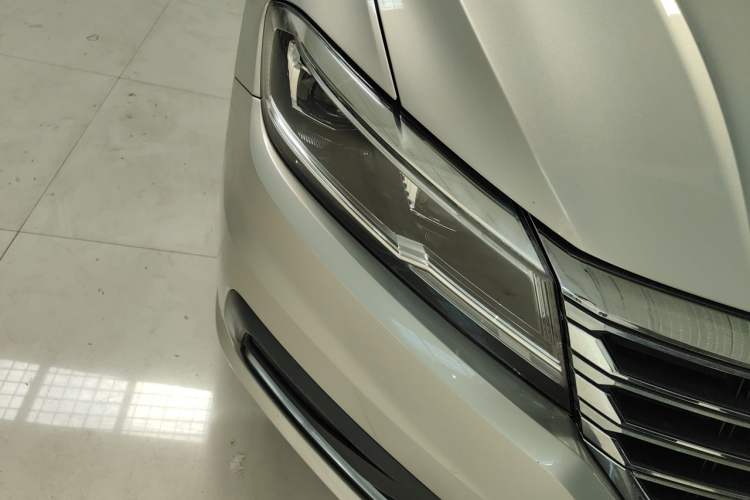 Used Volkswagen Lavida 2018 280TSI DSG Comfort Edition China V Standard Right Front Headlight