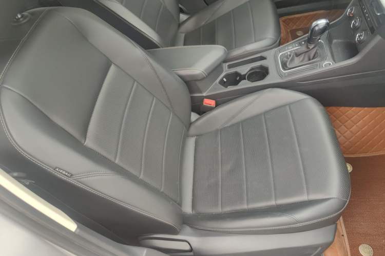 Used Volkswagen Lavida 2018 1.5L Automatic Comfort Edition China V Standard Right Front Seat