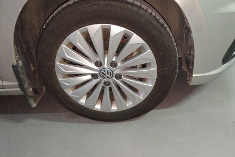 Used Volkswagen Lavida 2018 280TSI DSG Comfort Edition China V Standard Right Front Wheel Hub