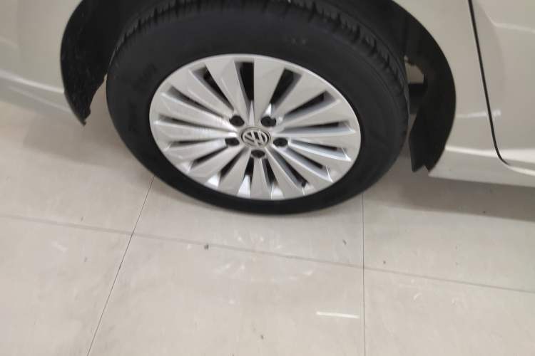 Used Volkswagen Lavida 2018 280TSI DSG Comfort Edition China V Standard Right Rear Wheel Hub