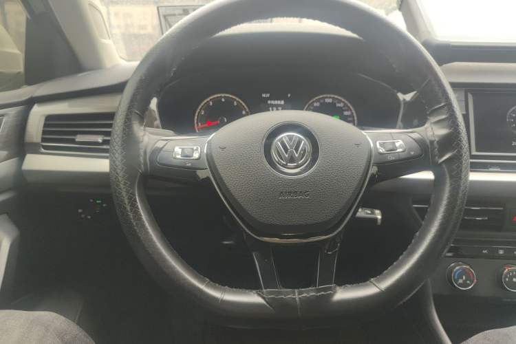 Used Volkswagen Lavida 2018 1.5L Automatic Comfort Edition China V Standard Steering Wheel