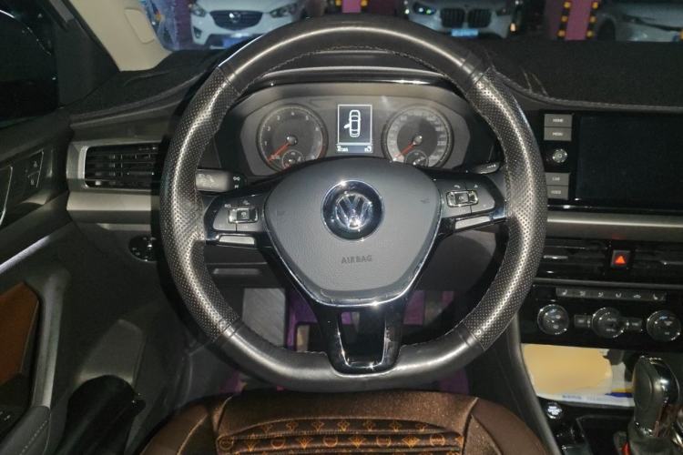 Used Volkswagen Lavida 2018 280TSI DSG Luxury Edition China V Standard Steering Wheel