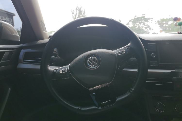Used Volkswagen Lavida 2018 1.5L Automatic Comfort Edition China V Standard Steering Wheel