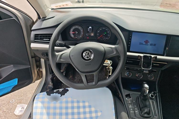 Used Volkswagen Lavida 2018 1.5L Automatic Fashion Edition China V Standard Steering Wheel