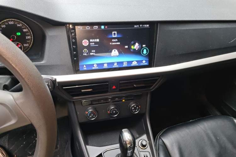 Used Volkswagen Lavida 2018 1.5L Automatic Fashion Edition China V Standard Audio And AC Panel