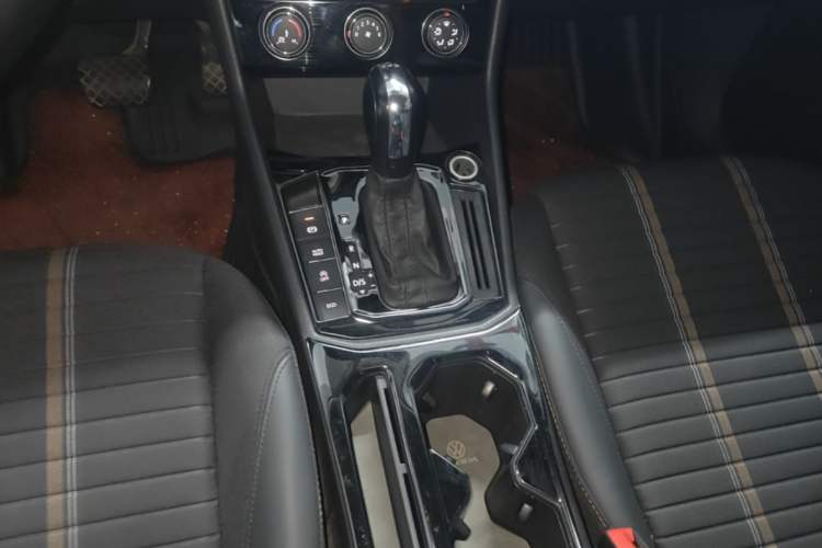Used Volkswagen Lavida 2018 280TSI DSG Comfort Edition China V Standard Gear Lever