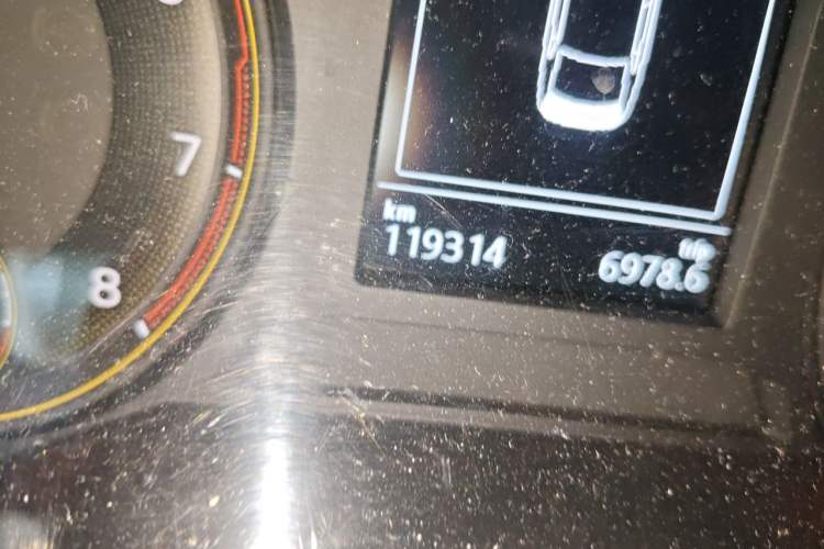 Used Volkswagen Lavida 2018 1.5L Automatic Fashion Edition China V Standard Odometer Close Up