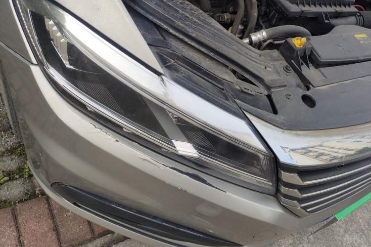 Used Volkswagen Lavida 2018 280TSI DSG Comfort Edition China V Standard Right Front Headlight