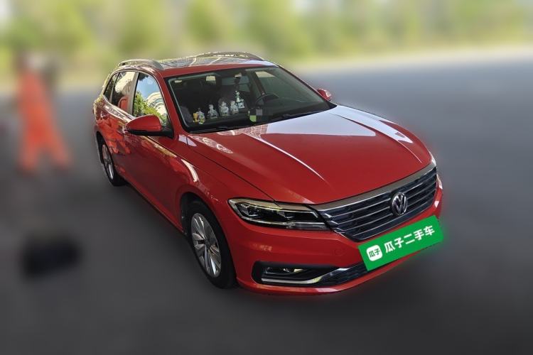 Used Volkswagen Lavida 2018 Hatchback 200TSI DSG Comfort Edition China V Standard Front Right 45 Deg