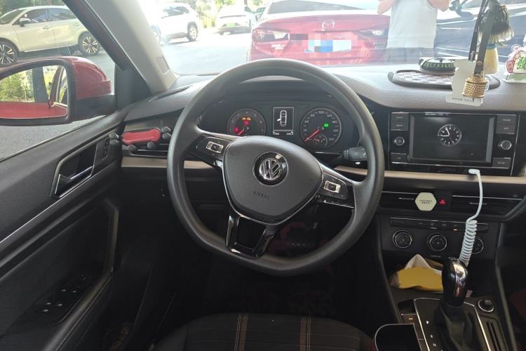 Used Volkswagen Lavida 2018 Hatchback 200TSI DSG Comfort Edition China V Standard Steering Wheel