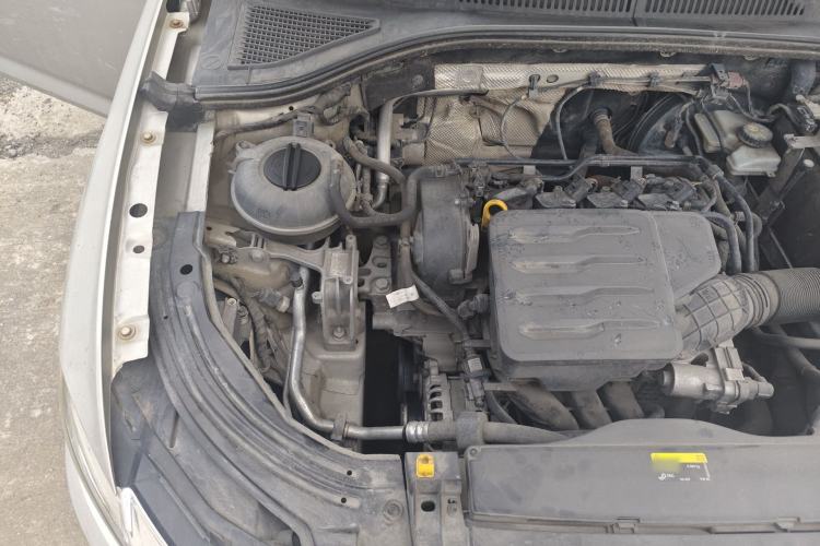 Used Volkswagen Lavida 2018 1.5L Automatic Comfort Edition China V Standard Engine Bay Right