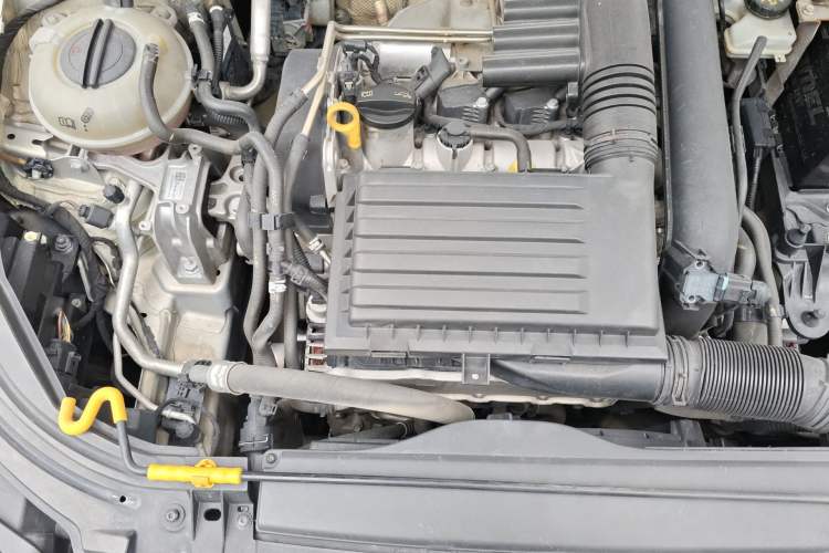 Used Volkswagen Lavida 2018 280TSI DSG Comfort Edition China V Standard Engine Bay Right