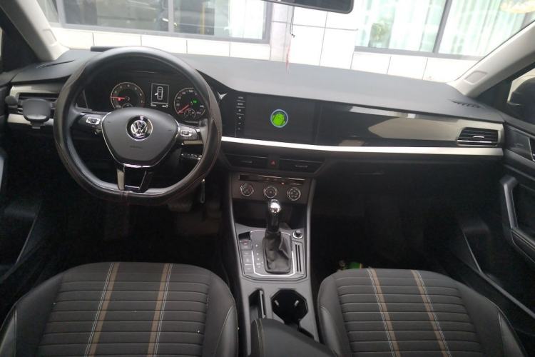 Used Volkswagen Lavida 2018 280TSI DSG Comfort Edition China V Standard Center Console