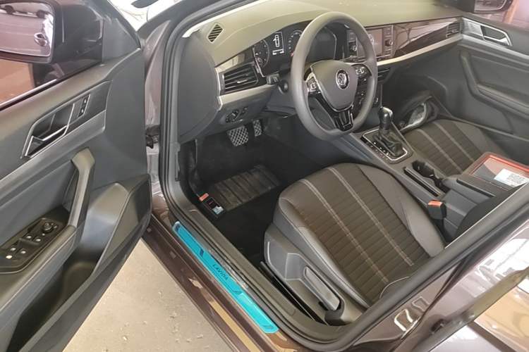 Used Volkswagen Lavida 2018 280TSI DSG Comfort Edition China V Standard Driver Seat