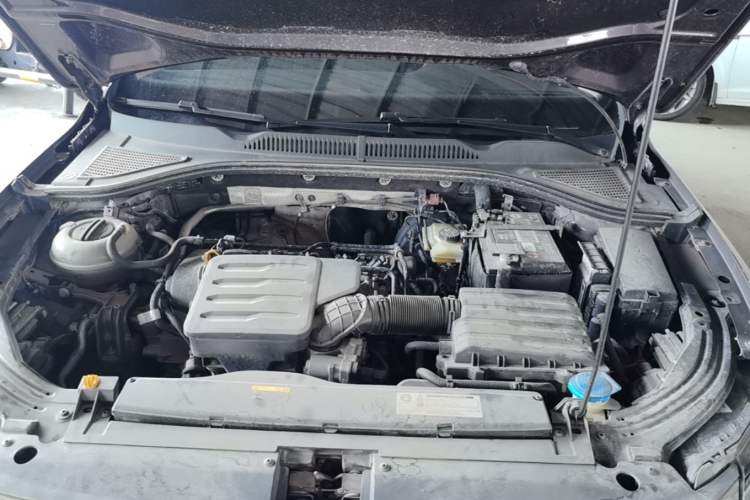 Used Volkswagen Lavida 2018 1.5L Automatic Fashion Edition China V Standard Engine Bay