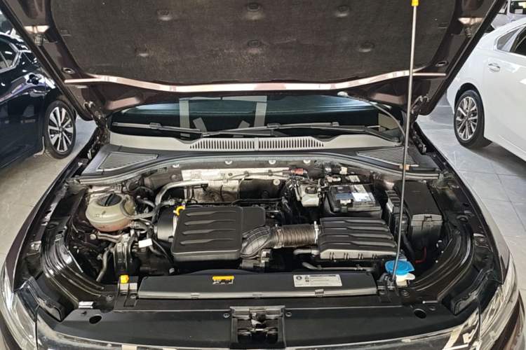 Used Volkswagen Lavida 2018 1.5L Automatic Comfort Edition China V Standard Engine Bay