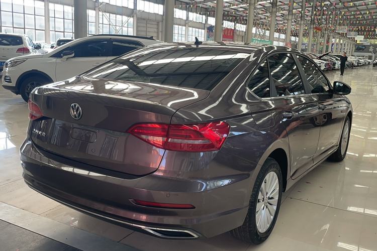 Used Volkswagen Lavida 2018 1.5L Automatic Comfort Edition China V Standard Exterior 3
