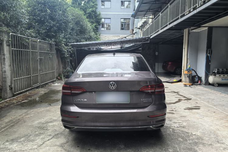 Used Volkswagen Lavida 2018 280TSI DSG Luxury Edition China V Standard Exterior 4
