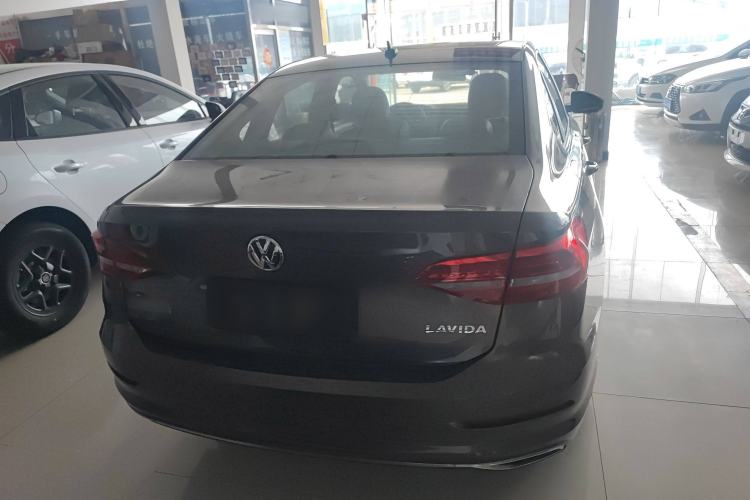 Used Volkswagen Lavida 2018 1.5L Automatic Comfort Edition China V Standard Exterior 4