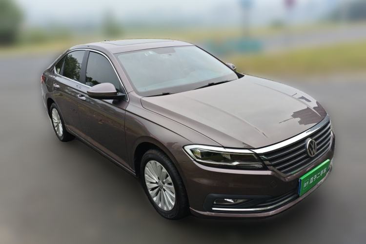 Used Volkswagen Lavida 2018 1.5L Automatic Comfort Edition China V Standard Front Right 45 Deg