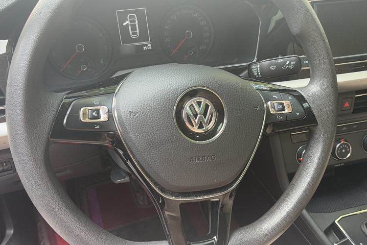 Used Volkswagen Lavida 2018 1.5L Automatic Comfort Edition China V Standard Interior 5