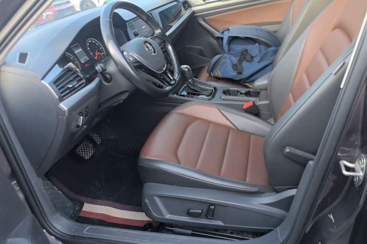 Used Volkswagen Lavida 2018 280TSI DSG Luxury Edition China V Standard Left Front Seat