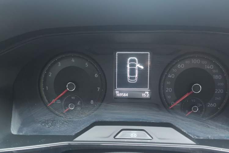 Used Volkswagen Lavida 2018 280TSI DSG Luxury Edition China V Standard Odometer Close Up