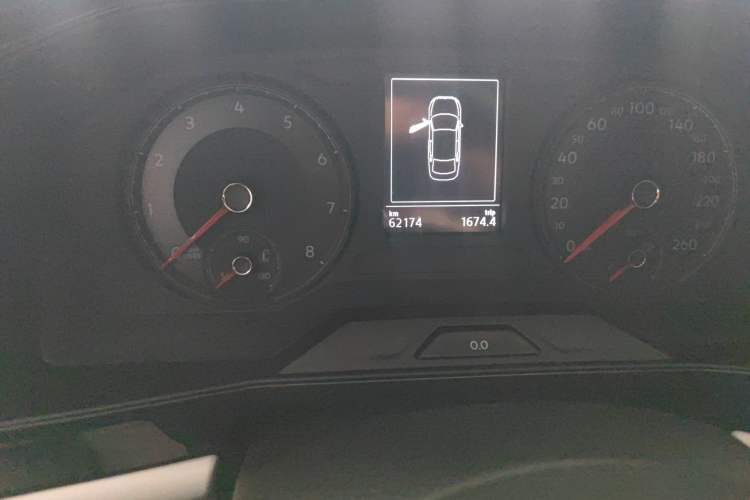 Used Volkswagen Lavida 2018 1.5L Automatic Comfort Edition China V Standard Odometer Close Up