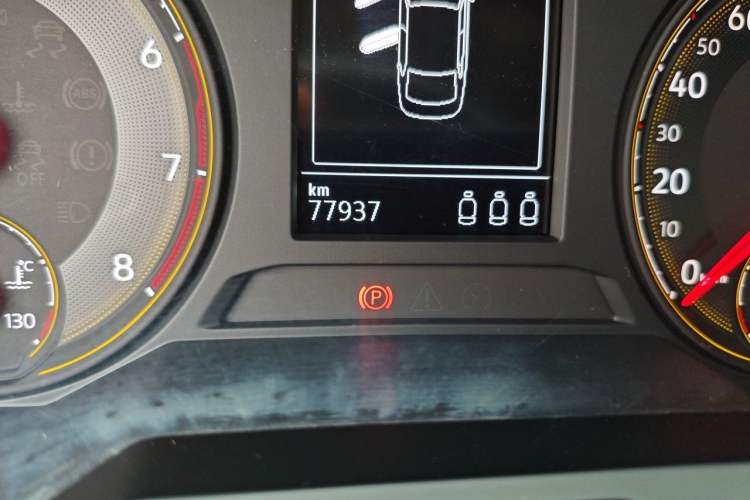 Used Volkswagen Lavida 2018 1.5L Automatic Comfort Edition China V Standard Odometer Close Up