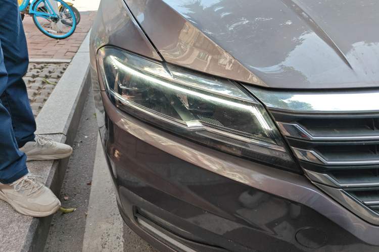 Used Volkswagen Lavida 2018 280TSI DSG Comfort Edition China V Standard Right Front Headlight
