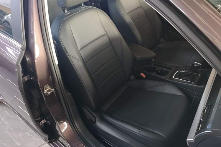 Used Volkswagen Lavida 2018 1.5L Automatic Comfort Edition China V Standard Right Front Seat