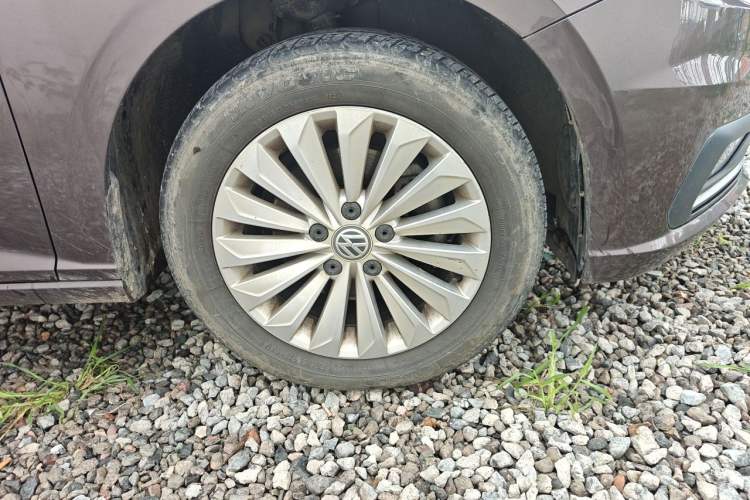 Used Volkswagen Lavida 2018 280TSI DSG Comfort Edition China V Standard Right Front Wheel Hub