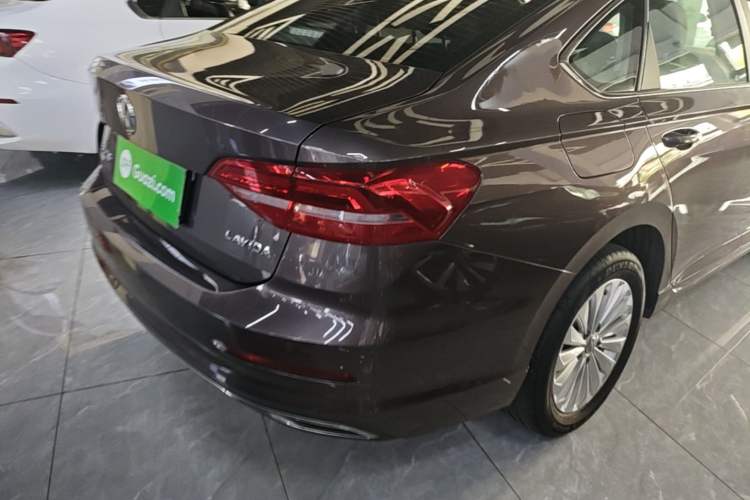 Used Volkswagen Lavida 2018 1.5L Automatic Comfort Edition China V Standard Right Rear Taillight