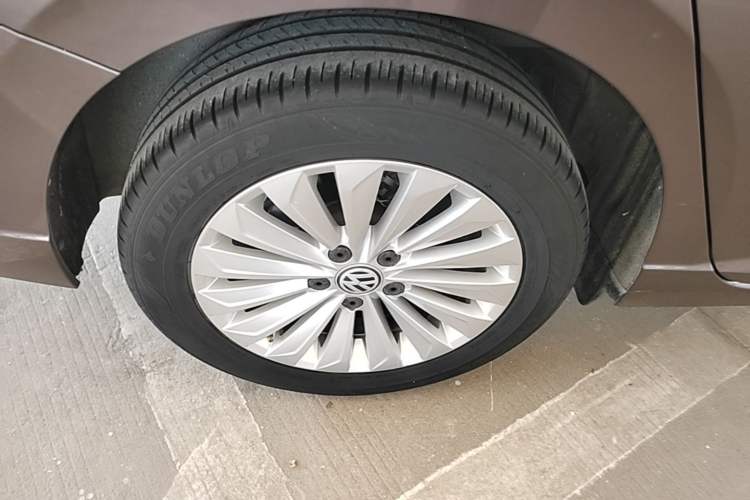 Used Volkswagen Lavida 2018 280TSI DSG Comfort Edition China V Standard Right Rear Wheel Hub