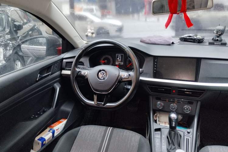Used Volkswagen Lavida 2018 1.5L Automatic Fashion Edition China V Standard Steering Wheel