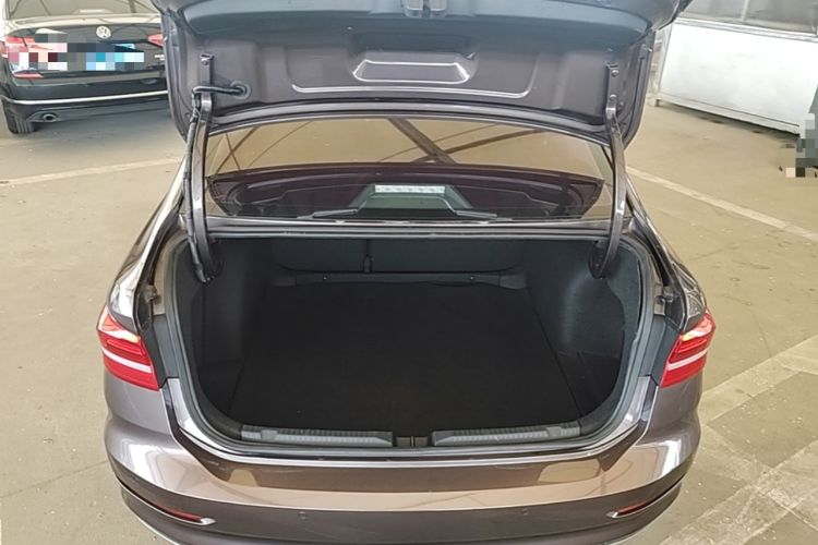 Used Volkswagen Lavida 2018 280TSI DSG Comfort Edition China V Standard Trunk