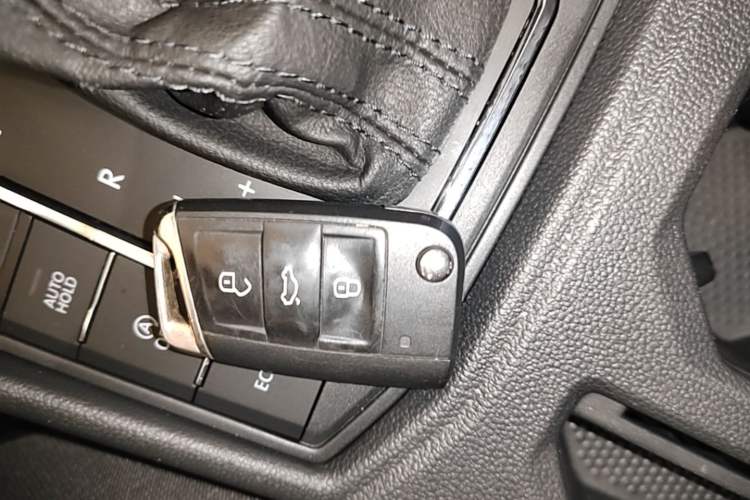 Used Volkswagen Lavida 2018 280TSI DSG Comfort Edition China V Standard Vehicle Key