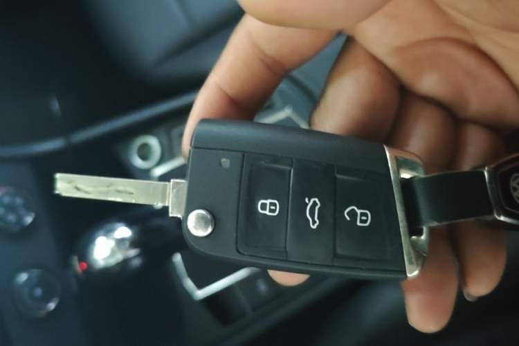 Used Volkswagen Lavida 2018 1.5L Automatic Comfort Edition China V Standard Vehicle Key
