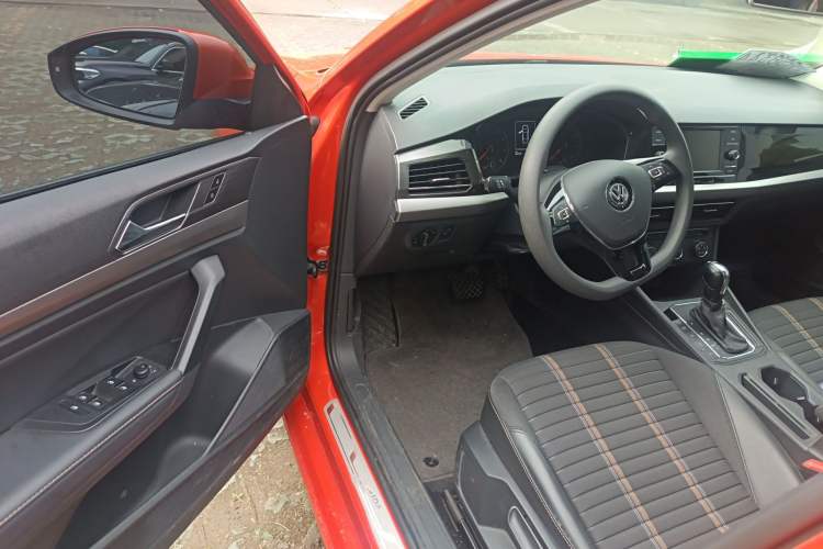 Used Volkswagen Lavida 2018 Hatchback 280TSI DSG Comfort Edition China V Standard Driver Seat