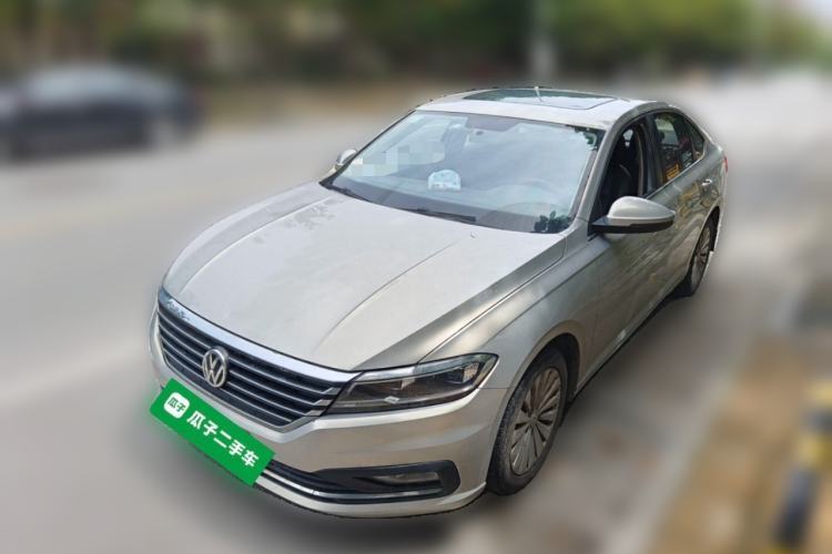Used Volkswagen Lavida 2018 1.5L Automatic Comfort Edition China V Standard Guazi used car, China used car export, Used car for sale, Used Volkswagen cars, Cheapest cars for sale