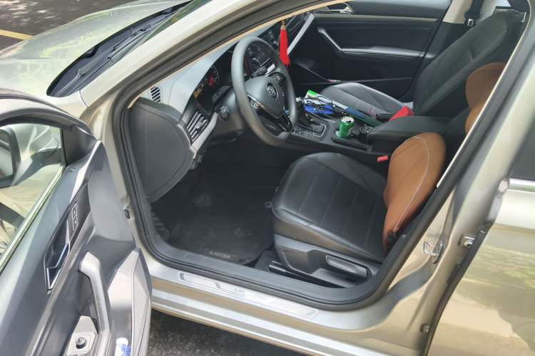 Used Volkswagen Lavida 2018 1.5L Automatic Comfort Edition China V Standard Driver Seat